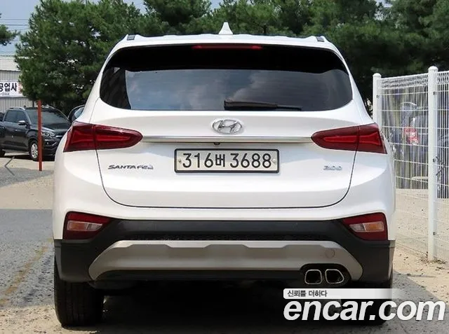 Hyundai Santa Fe 2019 thumb 4