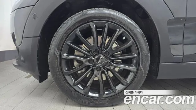 Mini Clubman 2024 thumb 5