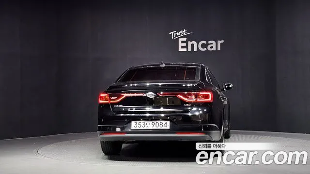 Renault Megane 2019 thumb 4