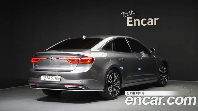 Renault Megane 2020 thumb 2