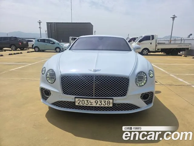 Bentley Continental 2022 thumb 3