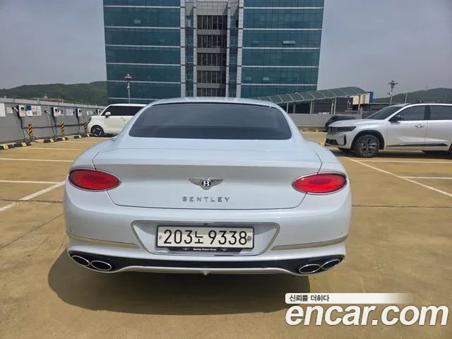 Bentley Continental 2022 thumb 4