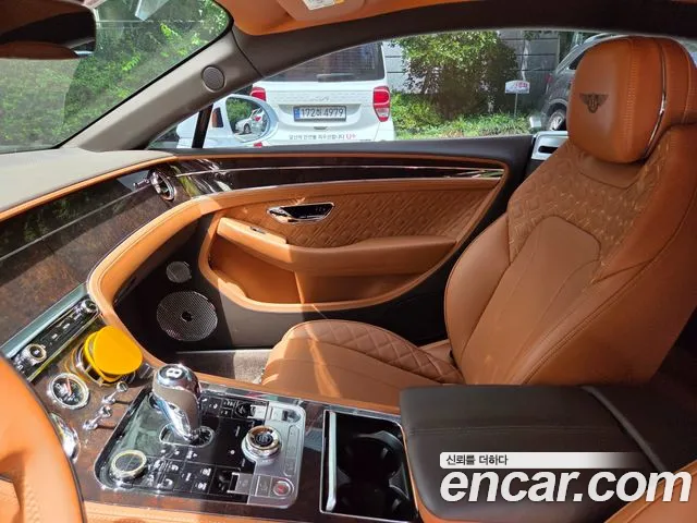 Bentley Continental 2022 thumb 7