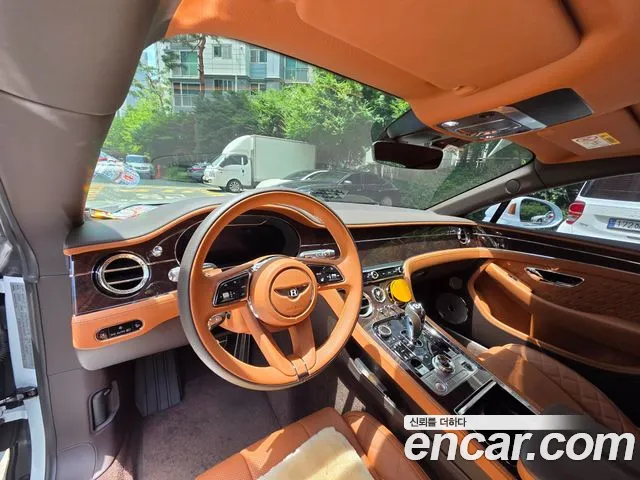 Bentley Continental 2022 thumb 9