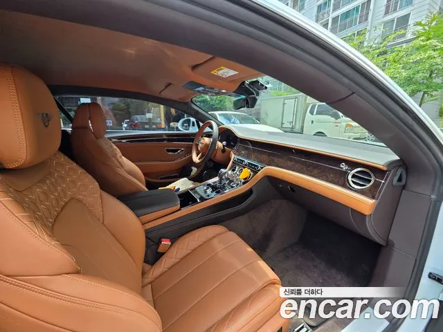 Bentley Continental 2022 thumb 10