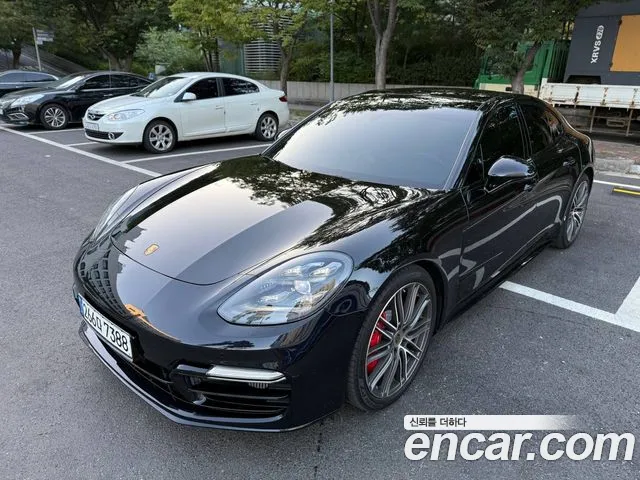 Porsche Panamera 2019 thumb 11