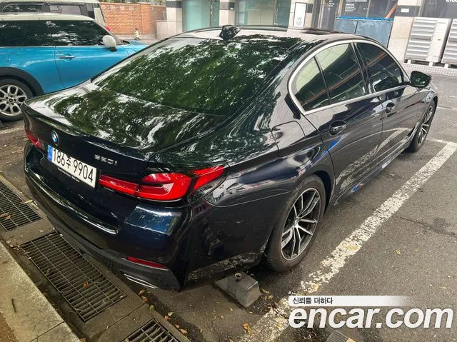 BMW 5 серии 2023 thumb 7