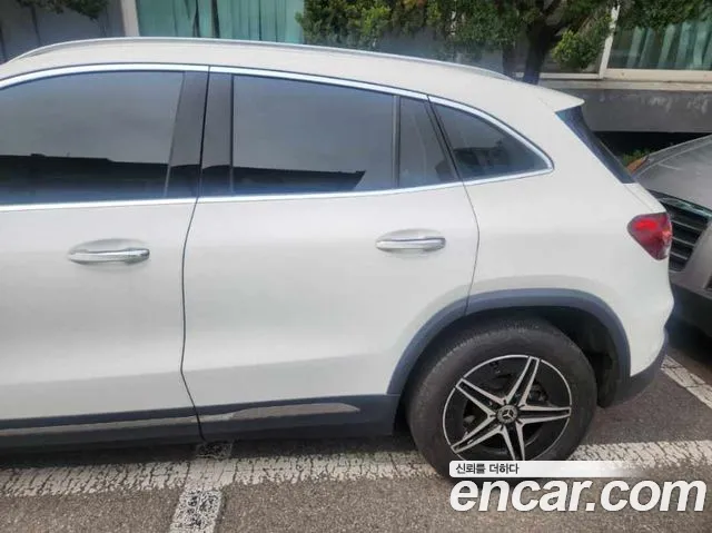 Mercedes-Benz EQA 2022 thumb 9