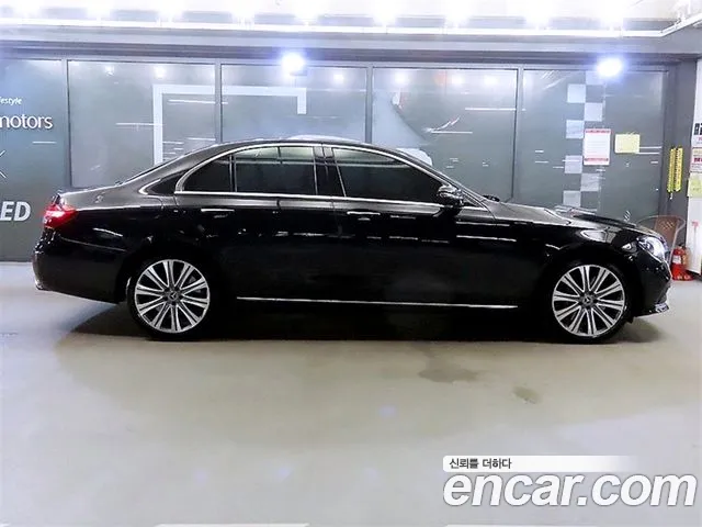 Mercedes-Benz E-Класс 2021 thumb 3