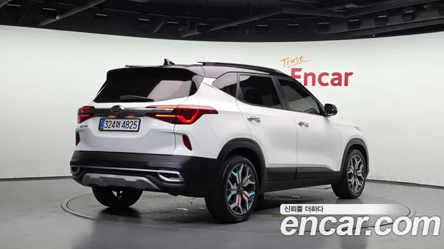 Kia Seltos 2020 thumb 2
