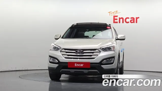 Hyundai Santa Fe 2012 thumb 3