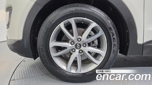 Hyundai Santa Fe 2012 thumb 5