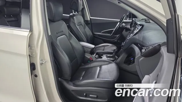 Hyundai Santa Fe 2012 thumb 11