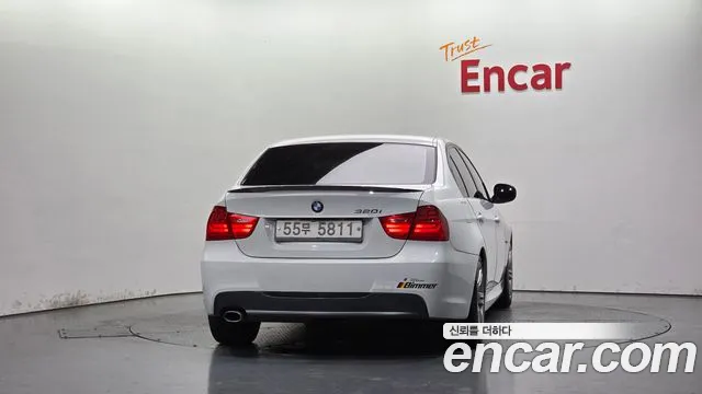 BMW 3 серии 2011 thumb 4