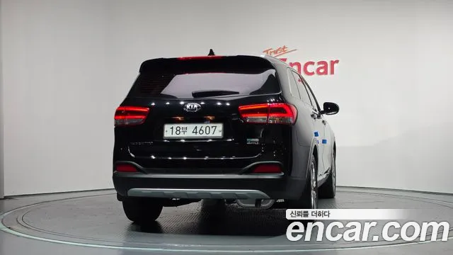 Kia Sorento 2015 thumb 4