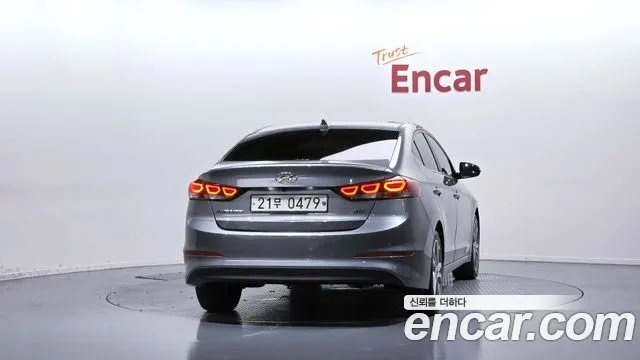 Hyundai Avante 2015 thumb 4