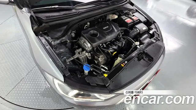 Hyundai Avante 2015 thumb 6