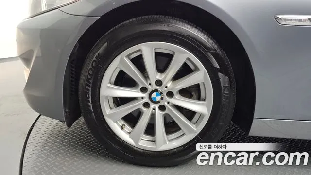 BMW 5 серии 2013 thumb 5