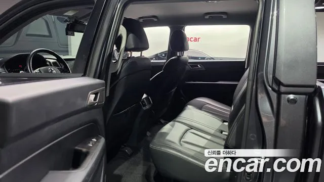 KG_Mobility_Ssangyong Rexton 2018 thumb 11