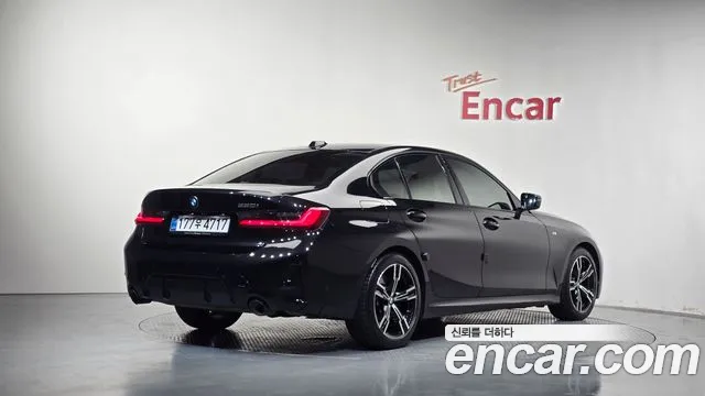 BMW 3 серии 2025 thumb 2