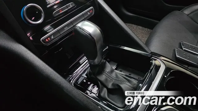 Renault Megane 2019 thumb 9