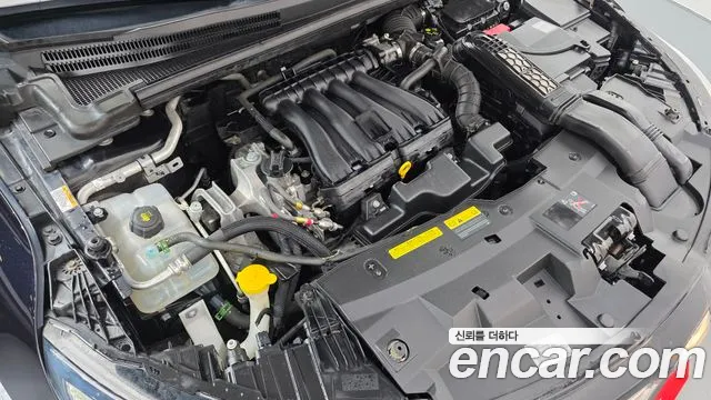 Renault Megane 2019 thumb 6