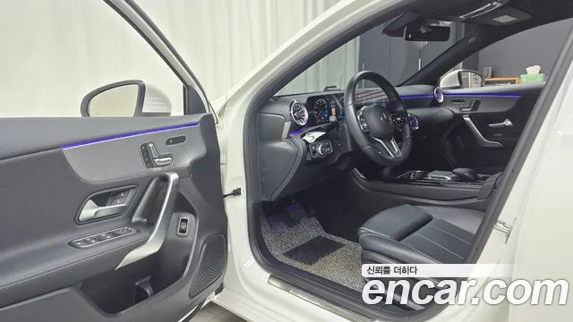Mercedes-Benz A-Класс 2022 thumb 10