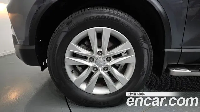 KG_Mobility_Ssangyong Rexton 2019 thumb 5