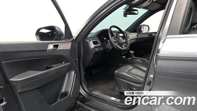 KG_Mobility_Ssangyong Rexton 2019 thumb 10