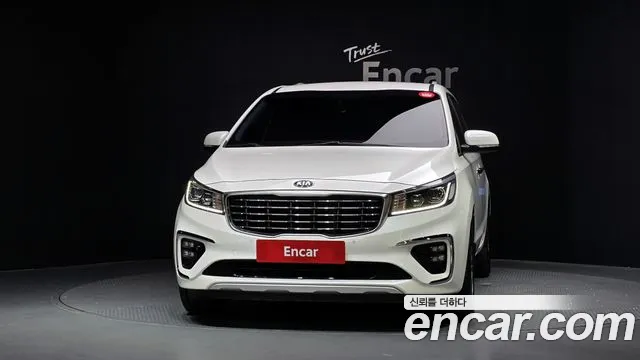 Kia Carnival 2020 thumb 3