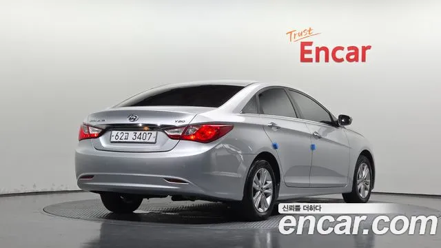 Hyundai Sonata 2010 thumb 2