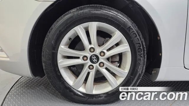 Hyundai Sonata 2010 thumb 5