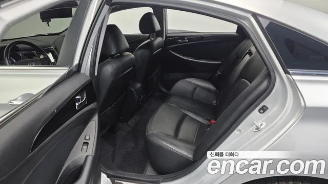 Hyundai Sonata 2010 thumb 11