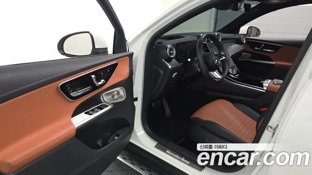 Mercedes-Benz GLC 2024 thumb 9