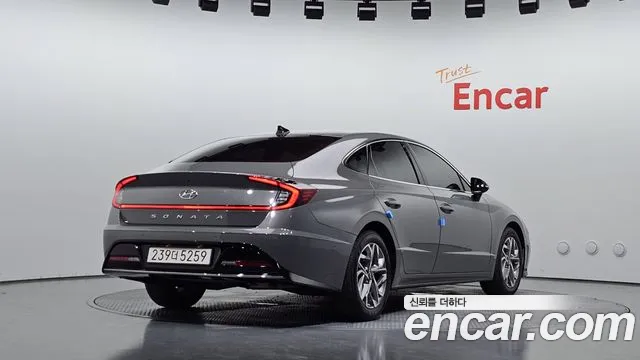 Hyundai Sonata 2022 thumb 2