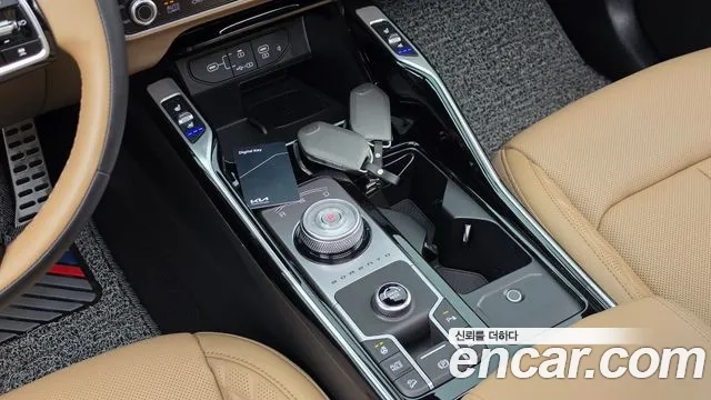 Kia Sorento 2024 thumb 9