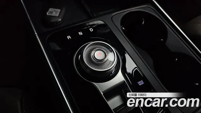 Kia Carnival 2024 thumb 9