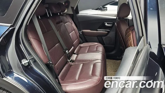 Kia Niro 2019 thumb 10