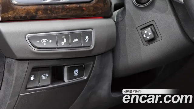 Genesis G90 2021 thumb 12