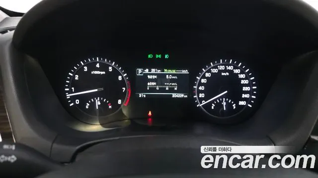 Genesis G80 2016 thumb 8