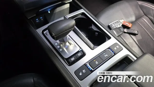 Genesis G80 2016 thumb 9