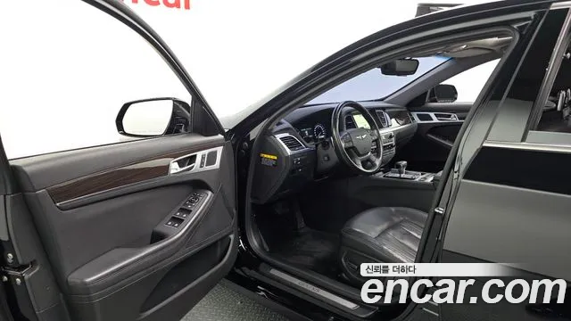 Genesis G80 2016 thumb 10