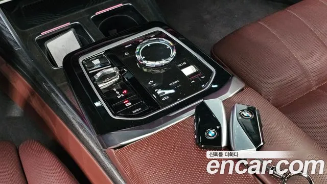 BMW 7 серии 2024 thumb 9