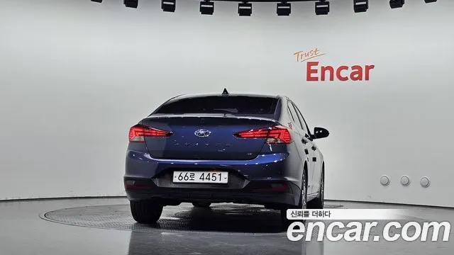 Hyundai Avante 2018 thumb 4