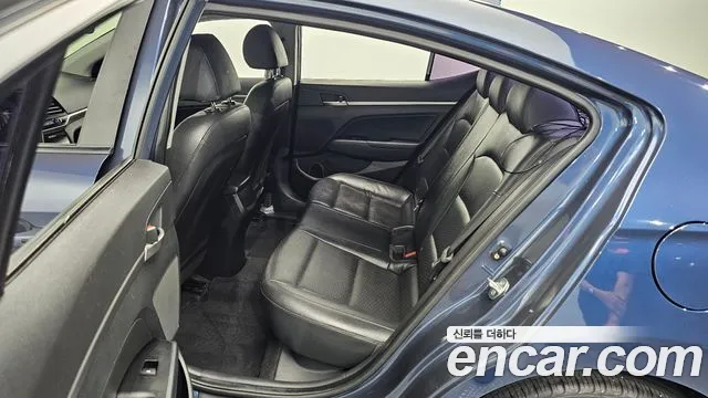 Hyundai Avante 2018 thumb 11