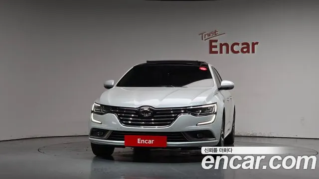 Renault Megane 2019 thumb 3