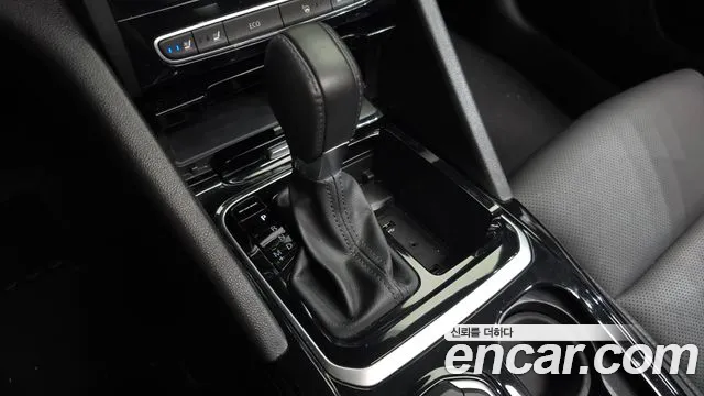 Renault Megane 2019 thumb 9