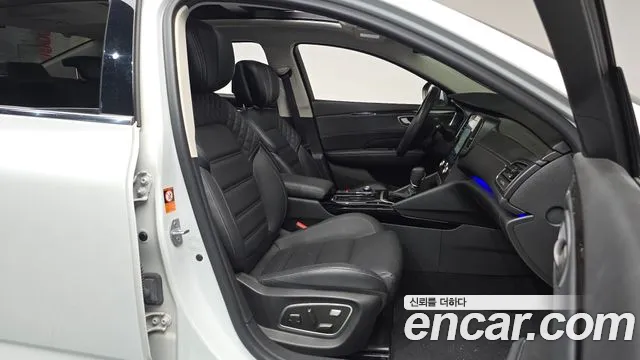 Renault Megane 2019 thumb 11