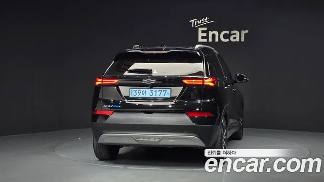 Chevrolet Bolt EUV 2023 thumb 4