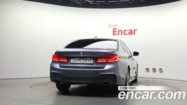 BMW 5 серии 2019 thumb 4